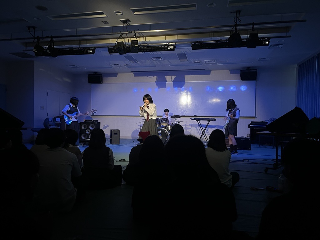 軽音　1年生デビューライブ④